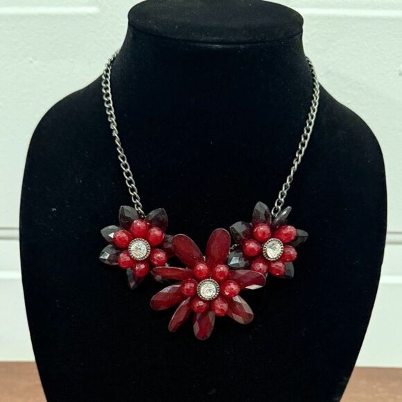Floral Wine Colored Gunmetal Acrylic Flowers and Crystal Necklace - Picture 2 of 2